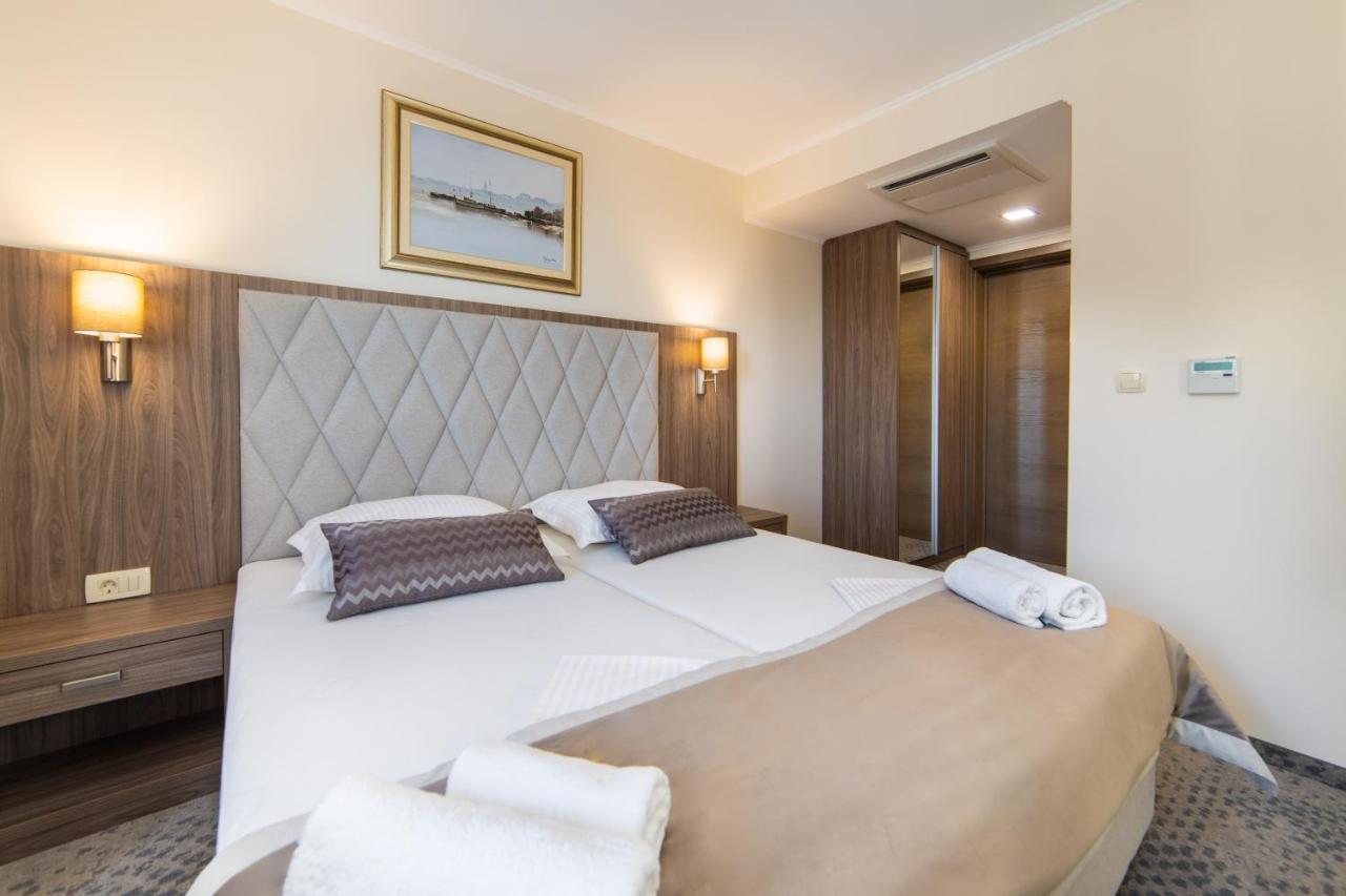Hotel Bella Vista Drvenik  Bagian luar foto