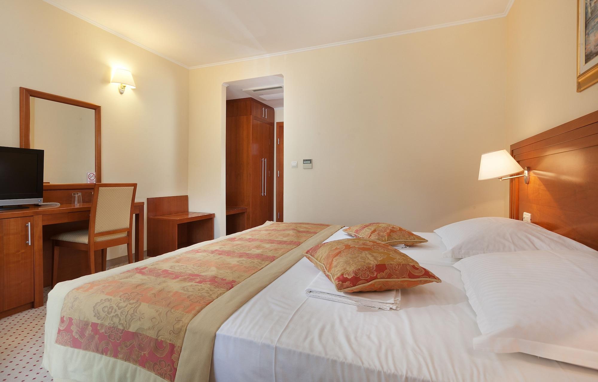 Hotel Bella Vista Drvenik  Bagian luar foto