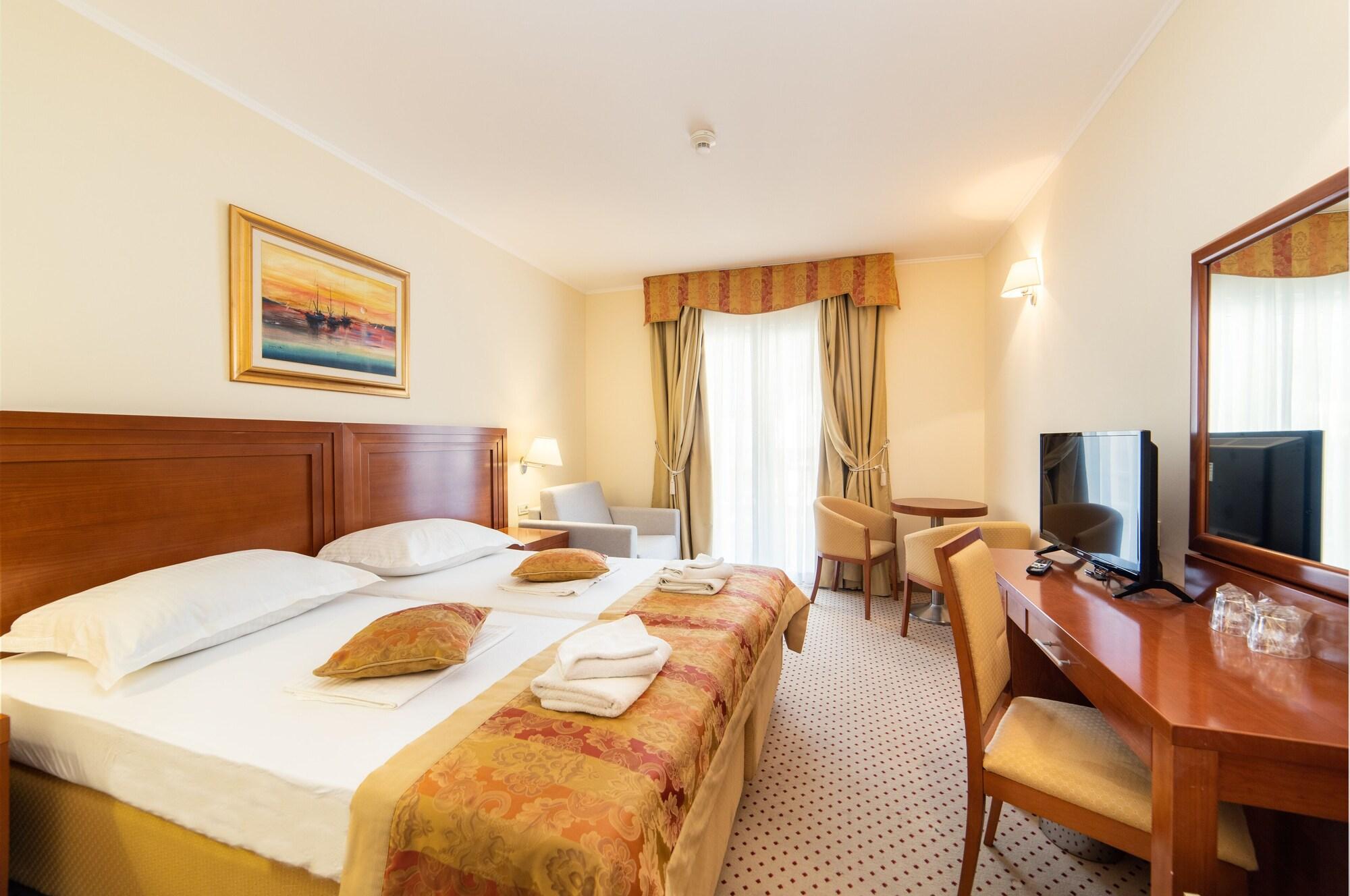 Hotel Bella Vista Drvenik  Bagian luar foto