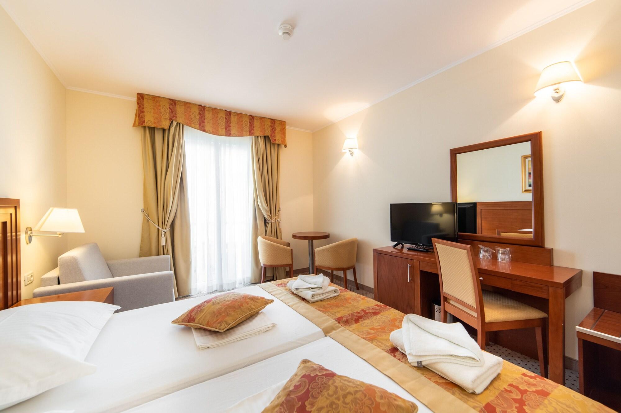 Hotel Bella Vista Drvenik  Bagian luar foto
