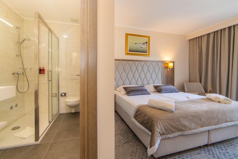 Hotel Bella Vista Drvenik  Bagian luar foto