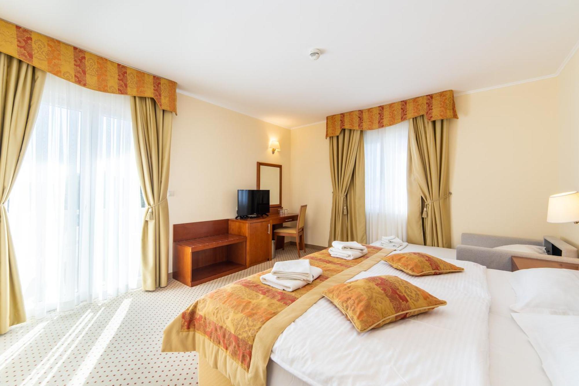 Hotel Bella Vista Drvenik  Bagian luar foto