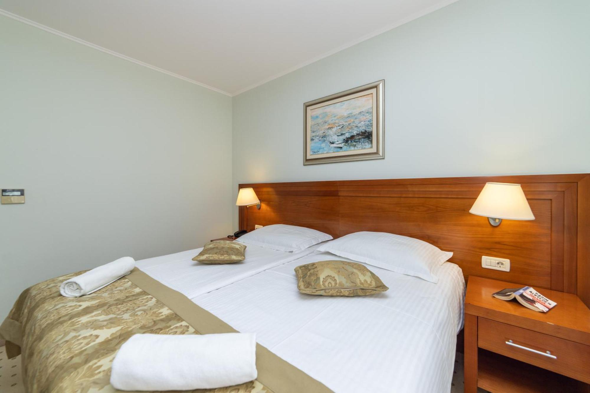 Hotel Bella Vista Drvenik  Bagian luar foto
